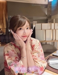 No。184  💋グラマラスな微笑み、視線を奪う大人の色気✨